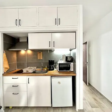 Acogedor Estudio Con Bbq Y Terraza Ideal Lägenhetshotell