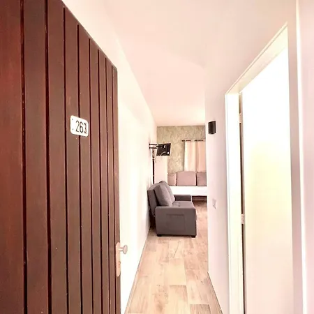 Acogedor Estudio Con Bbq Y Terraza Ideal Lägenhetshotell *