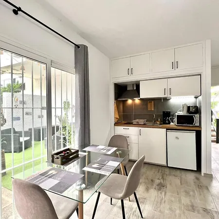 Precioso Estudio Con Terraza Privada Y Bbq En شقة فندقية طوستا ديل سيلونثيو